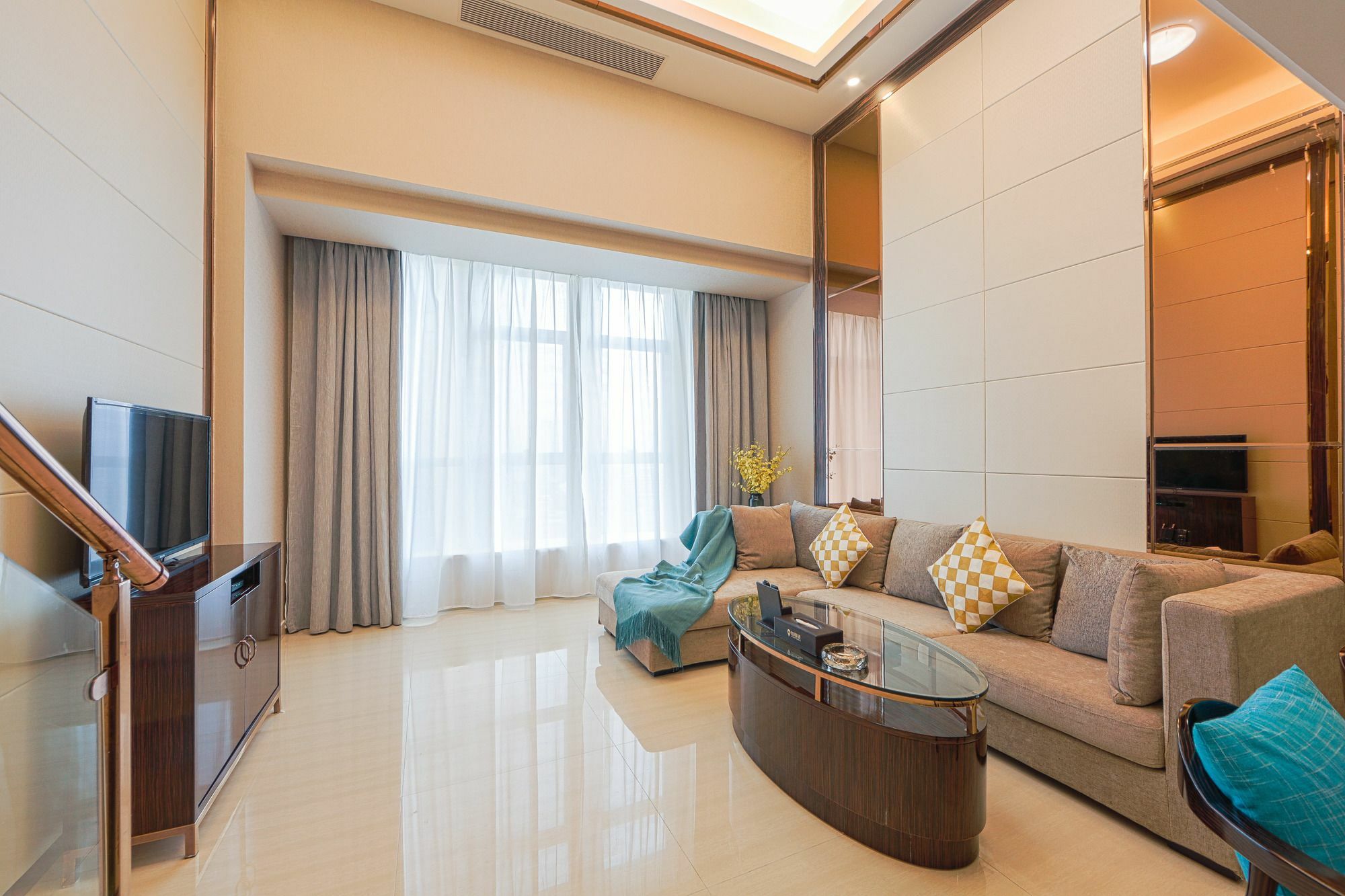 Waifiden Duplex Hotel Apartment Zhongyong Jinyu Branch-Free Shuttle Bus During The Canton Fair Exteriör bild